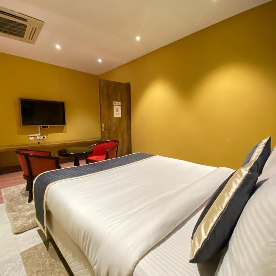 Montecarlo Hotel Mahabalipuram Exterior photo